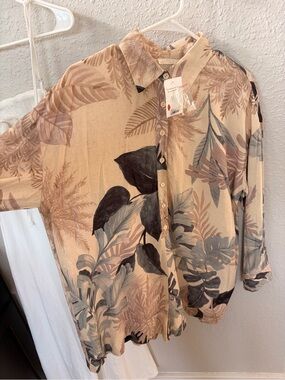 ILLA ILLA Beige Tropical Print Button-Up Romper